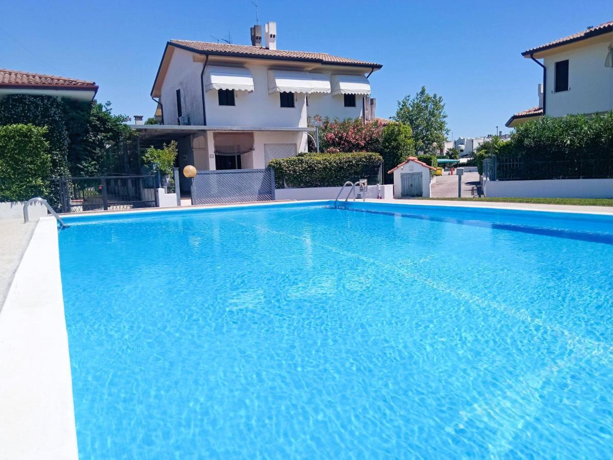 Luxury Villa Duna Verde Esterno foto